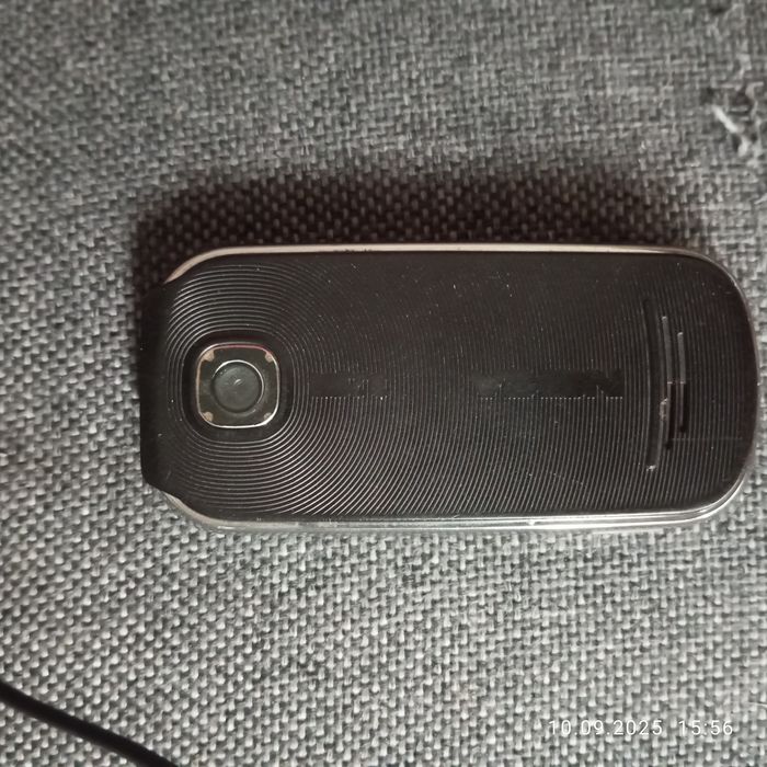 Nokia 7230 rozsuwana