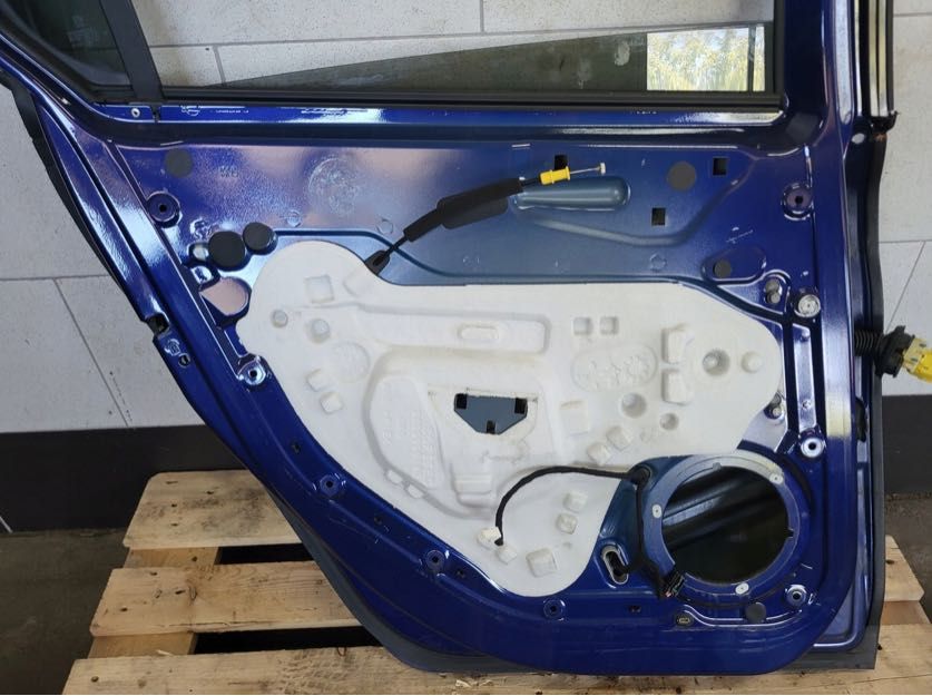 drzwi lewy tył lewe tylne PEUGEOT 308 II T9 GT line EEGD