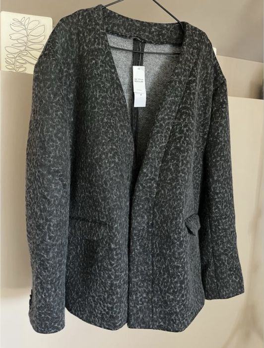 Піджак,пальто сірий 46 розмір