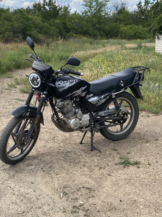 Продам мотоцикл viper zs150j (торг)