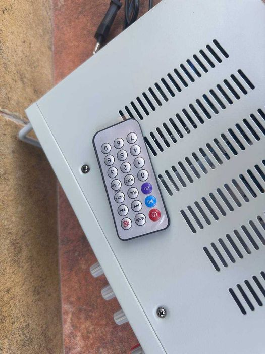 ‼️ Усилитель звука UKC 2х150w +  Bluetooth  + караоке на  2 микрофона