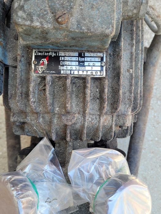 Motor de trasfega de vinho