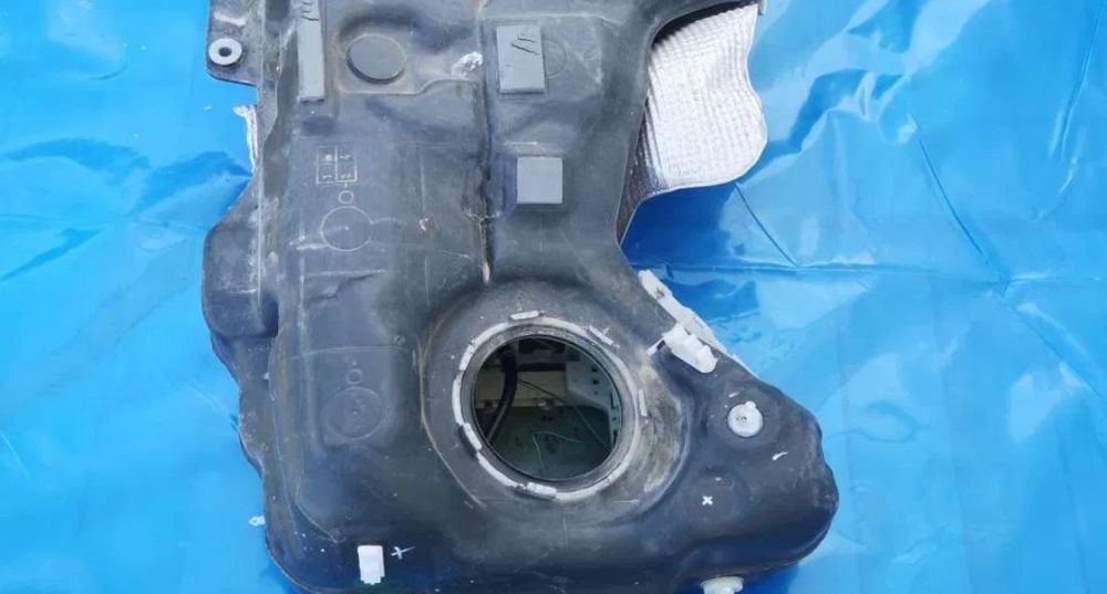 Depósito COMBUSTÍVEL Mercedes CLA 250i AMG w117  EPC a2464700400 OEM