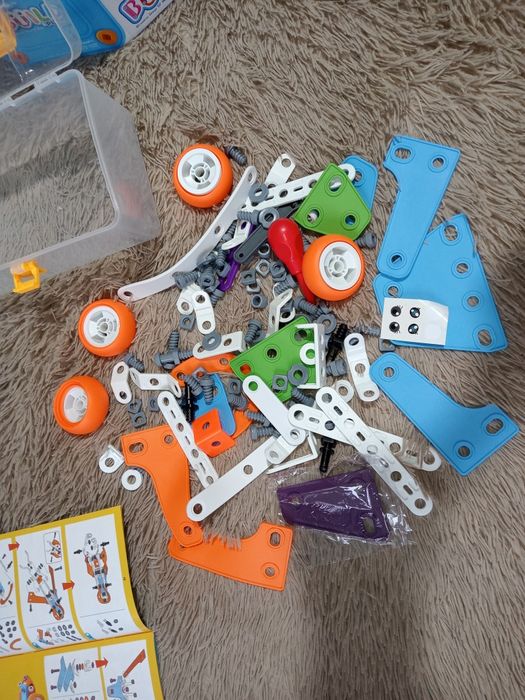 Конструктор болтовий дитячий Build&Play 5 в 1
