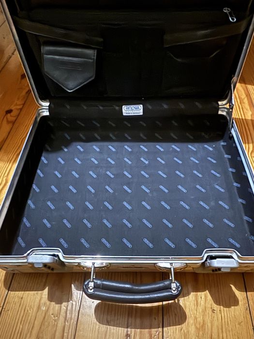 Walizka aktówka rimowa attaché flight case