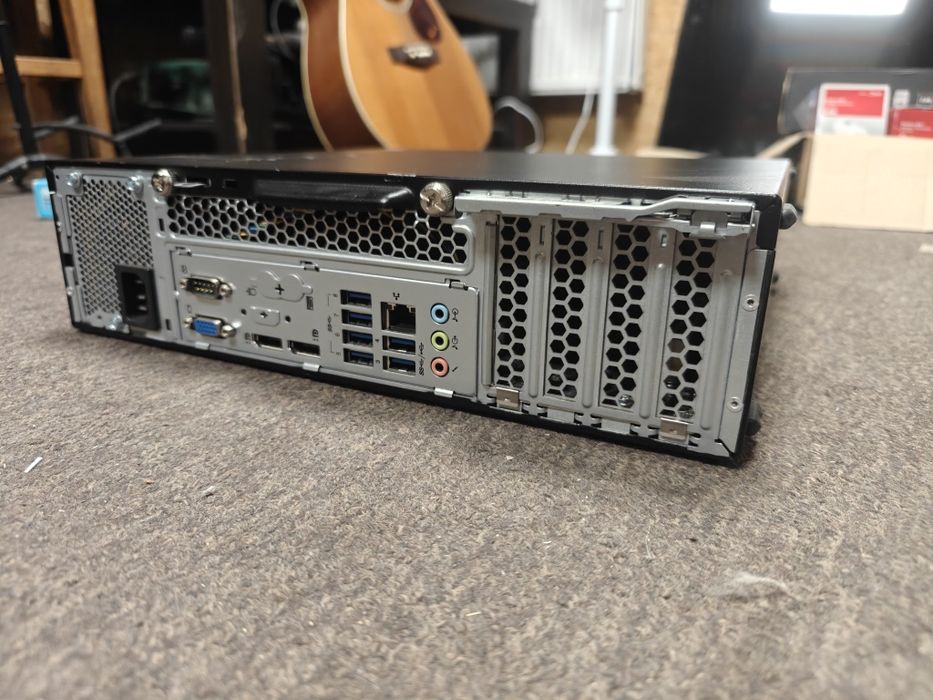 Komputer stacjonarny Lenovo ThinkCentre M900 32GB RAM 256SSD i7