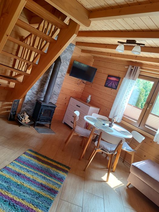 Domek drewniany nad jeziorem Babka w Żywkach