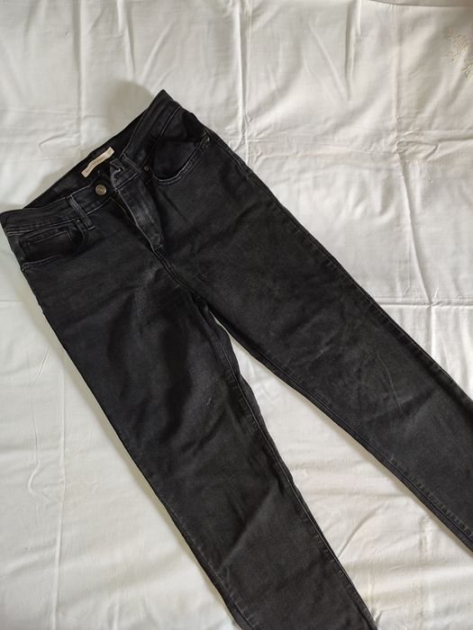 Джинси Levi's 427 high rise straight !нові!