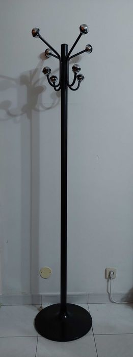 Bengaleiro Cabideiro de pé Cilindro H-12 - 8 ganchos. Preto metal