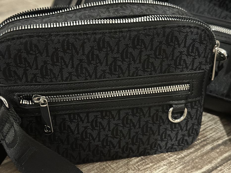 Оригінальна сумка Icono унісекс з еко-шкіри 550 грн Guess Gucci