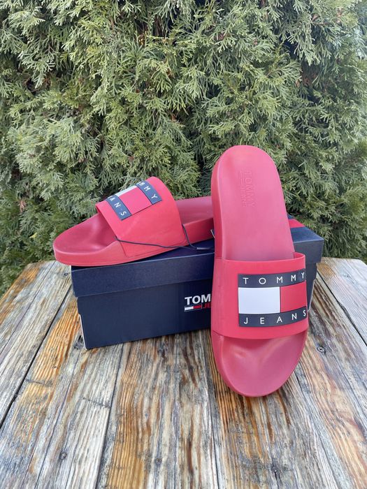 Шлепанцы tommy hilfiger ( th pool slides ) с америки 11,5us-30
