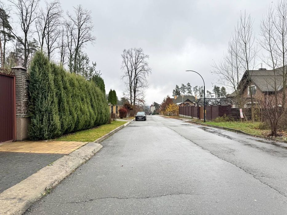 Ділянка серед соснового лісу/котежна забудова! Стоянка/м.Житомирська