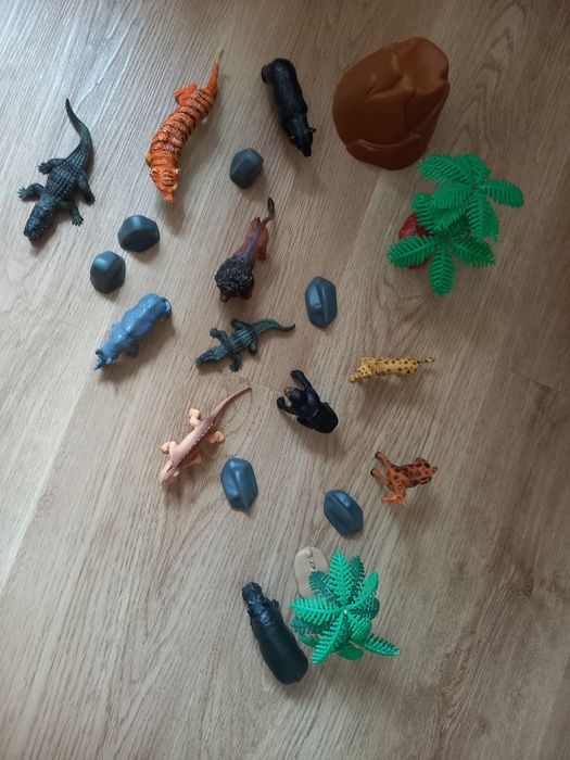 Balde animais do safari