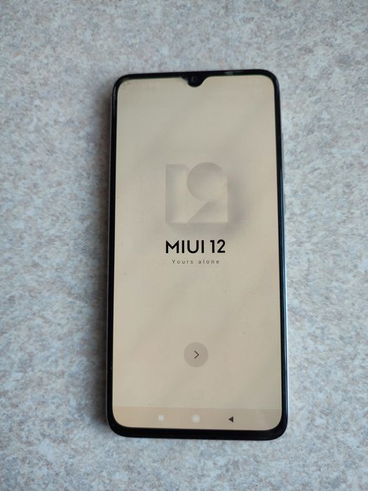 Xaomi Mi 9 lite       .