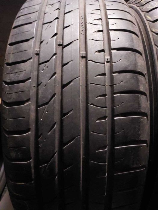 Шини Стан НОВИХ 235/50 R19 пара літо Kumho 6.7мм 2019 рік