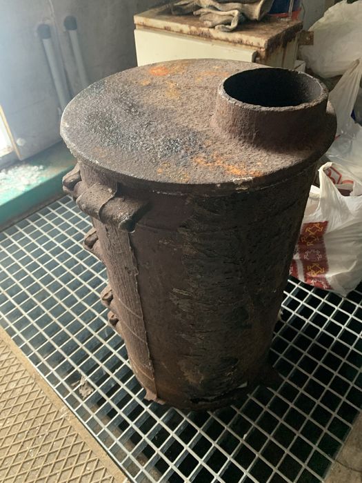 Буржуйка чавунна ( чугунна ) армійська