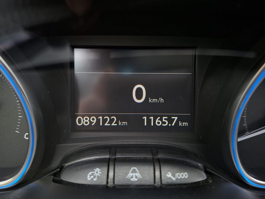 Peugeot 2008 1.6 hdi Nacional  89.000 Kms Teto Panorâmico