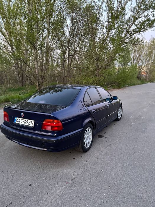Продам BMW e39 M52b25