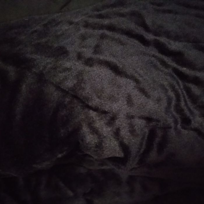 Куртка тёплая с капюшоном Новая