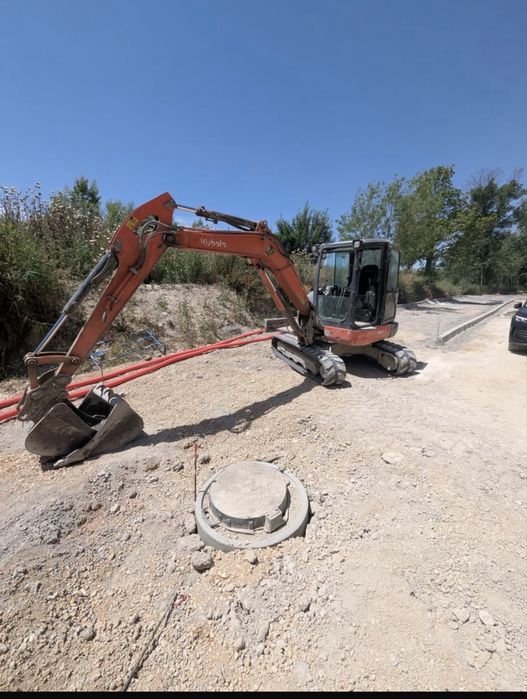 Mini giratoria kubota kx 57