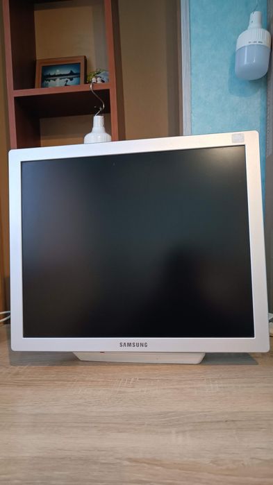 Монітор 19" Samsung SyncMaster 970P