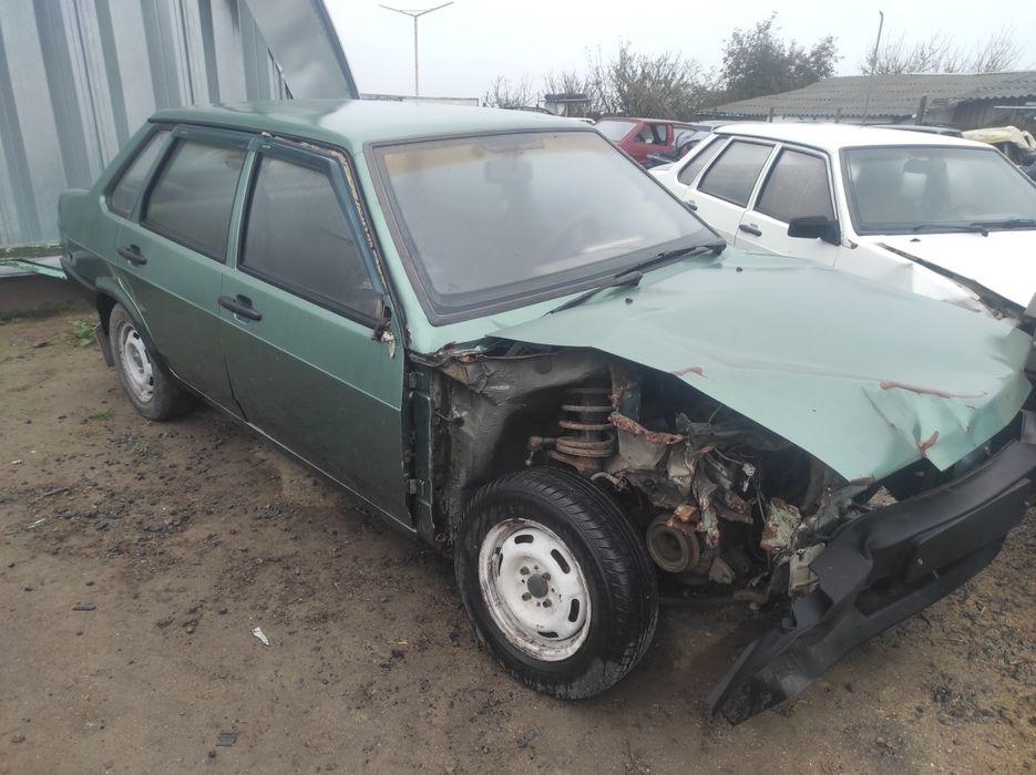 Разборка ВАЗ 2115 , 2114, 2113по запчастям. Есть иного запчастей.