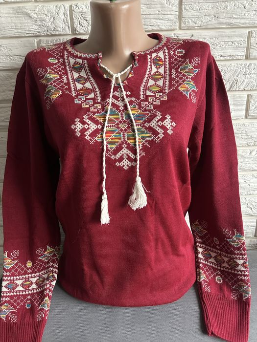 390 грн. р. 44-50 Кофта вишиванка бордо вышитая кофта