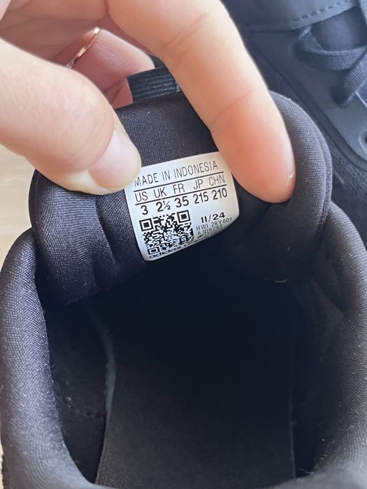 Кросівки для хлопчика Adidas оригінал 35 розмір, 21.5 см