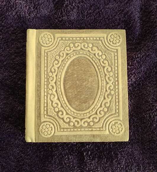 Альбом новый маленький для фото с уголками ссср