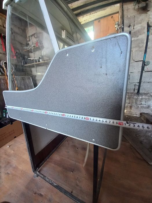 Продам холодильну  вітрину!