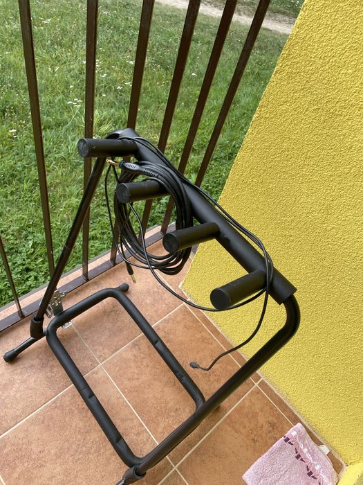 Stojak na gitarę