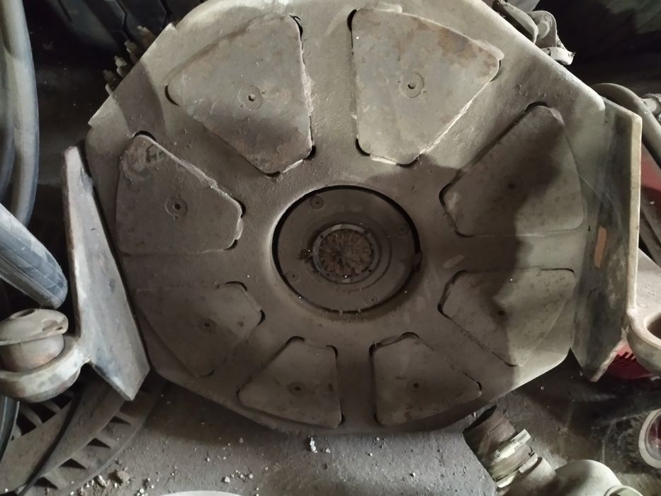 Travão elétrico para camião