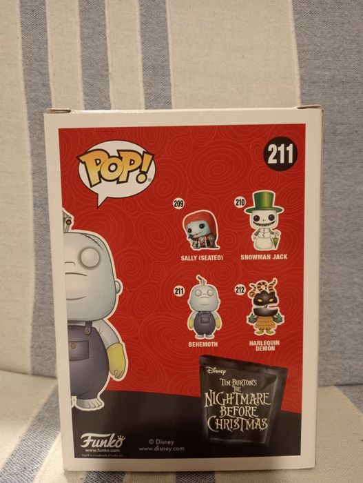 Behemoth pop figure 211 edição exclusiva, brilha no escuro