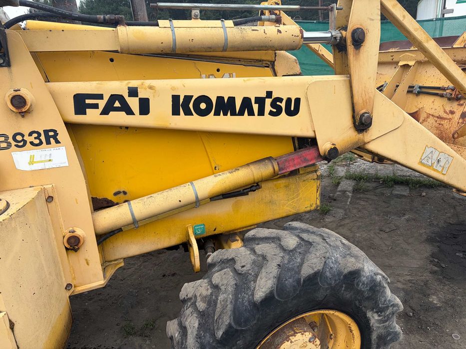 Części mechaniczne do KOMATSU FAI WB93R