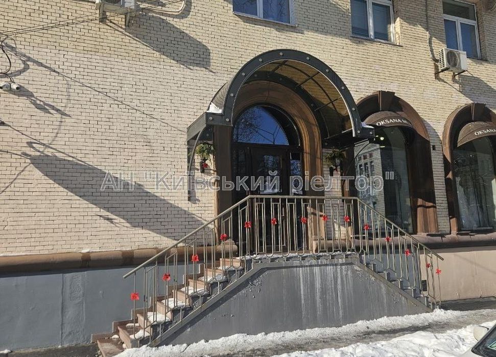 Оренда приміщення в центрі Києва, вул. Липська, 16. м.Кловська
