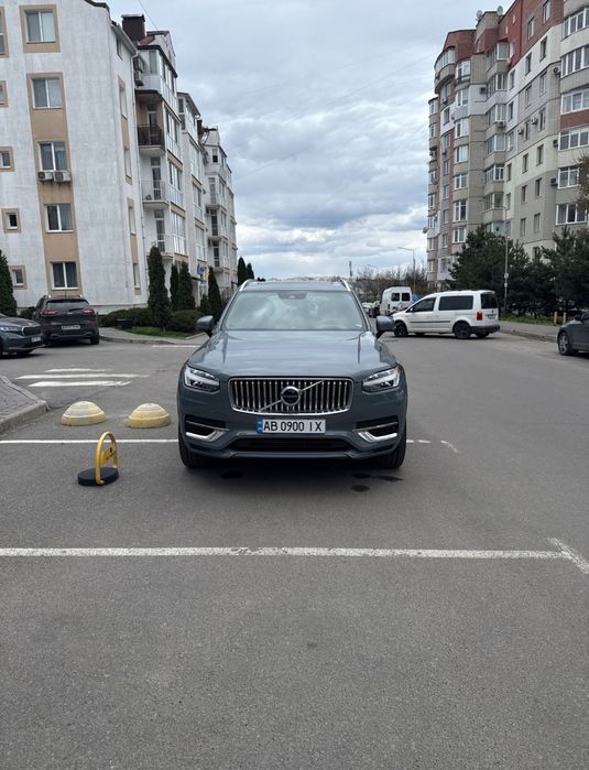 Оренда автомобіля з водієм на свята