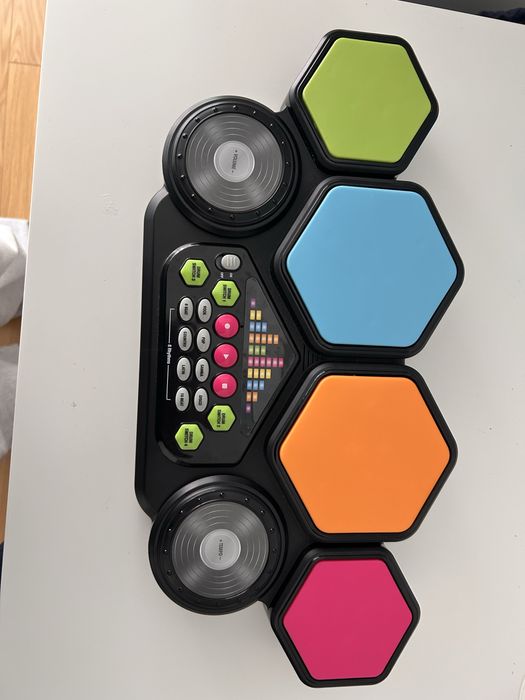 Brinquedo musical DJ