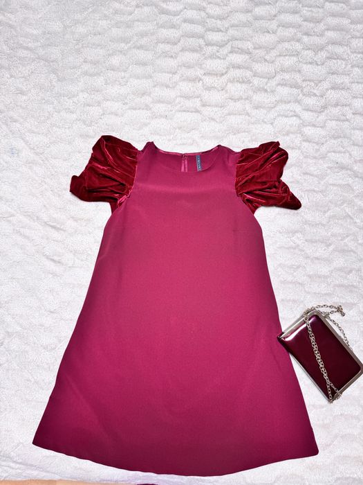 Продам гарне платтячко, Італія,клатч в подарунок