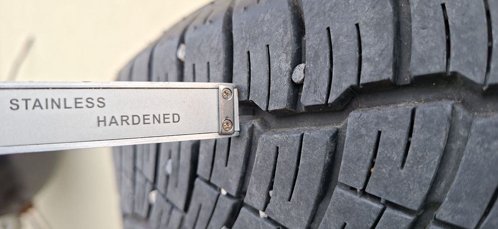 Opony  letnie Bridgestone Dueler h/t  687  315/70 R16  100H