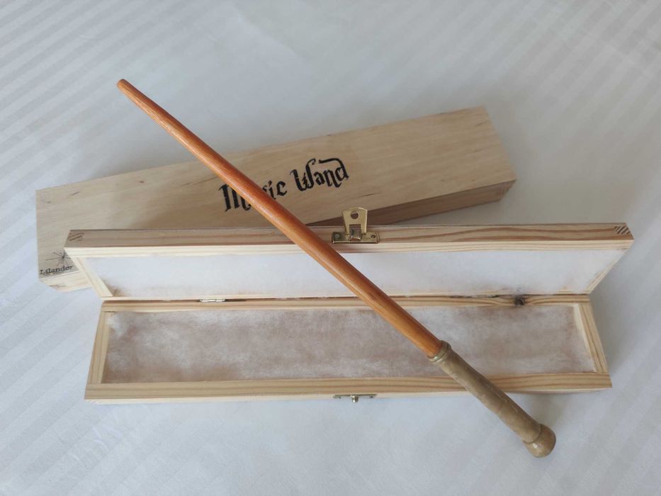 Pierwsza różdżka Harrego Pottera replika filmowa LILANDER