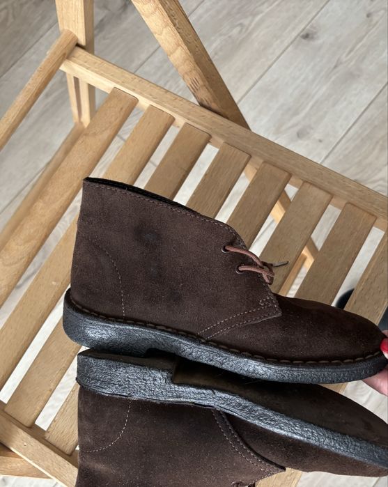 Черевики Clarks.