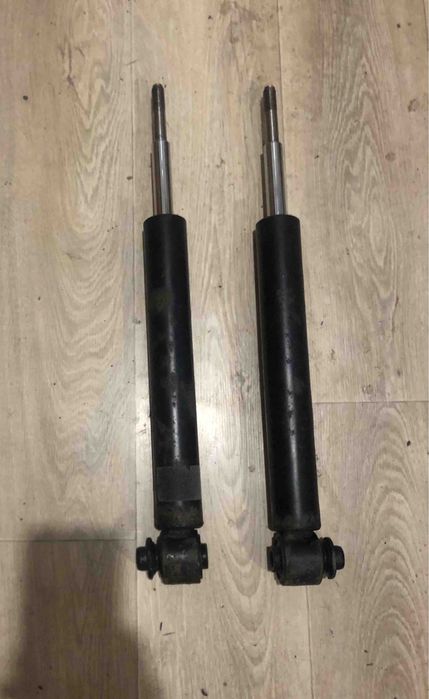 Стойки Амортизатори задні BMW E39