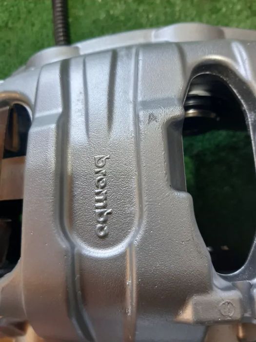 Bombas pinças de travão tras Porsche Panamera S