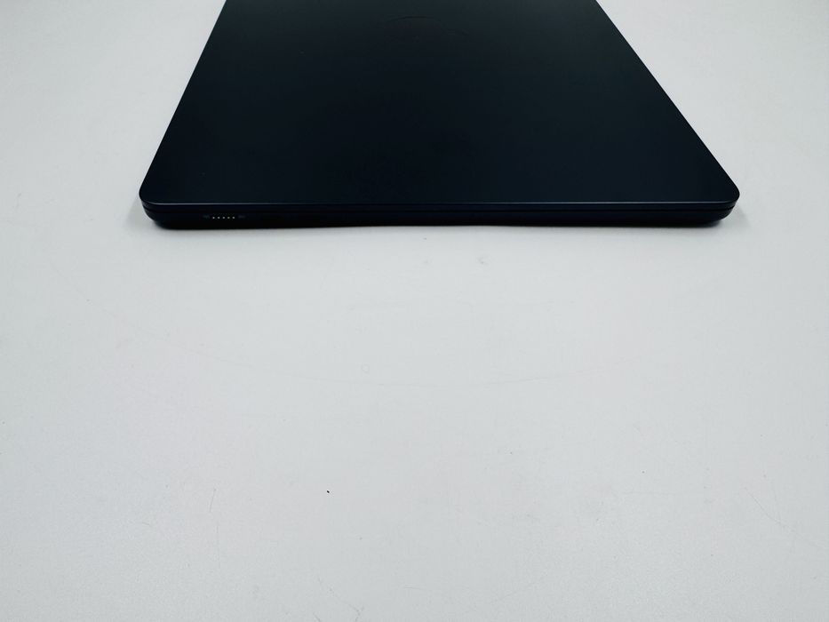 5 циклів Macbook Air 15 2025 M4 24GB RAM 512GB SSD IL6822