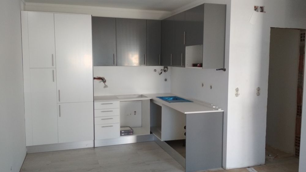 Planificação e montagem de cozinhas