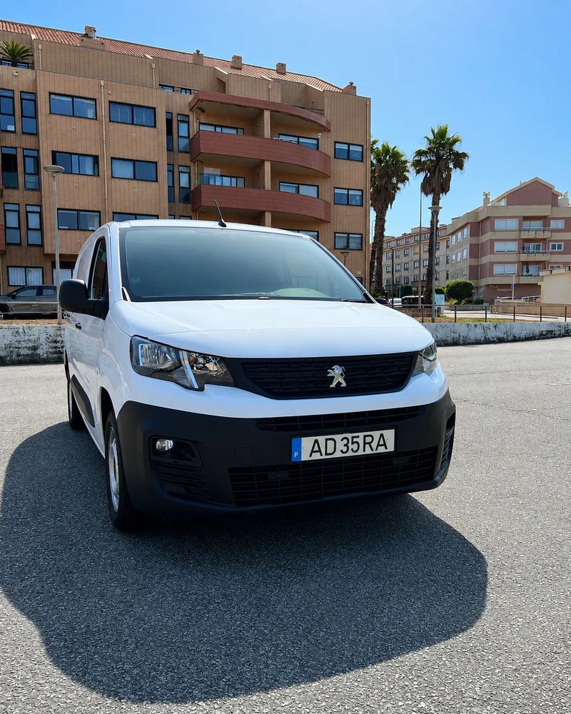 Peugeot Partner 1.5 BlueHDi Premium Longa