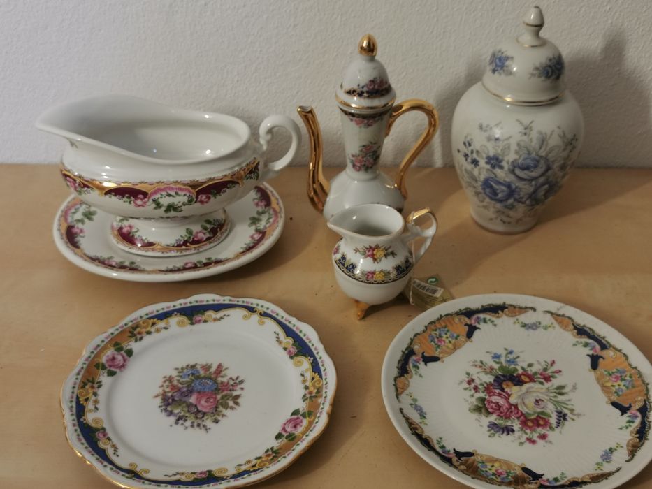 Various Porcelains428624239962378241