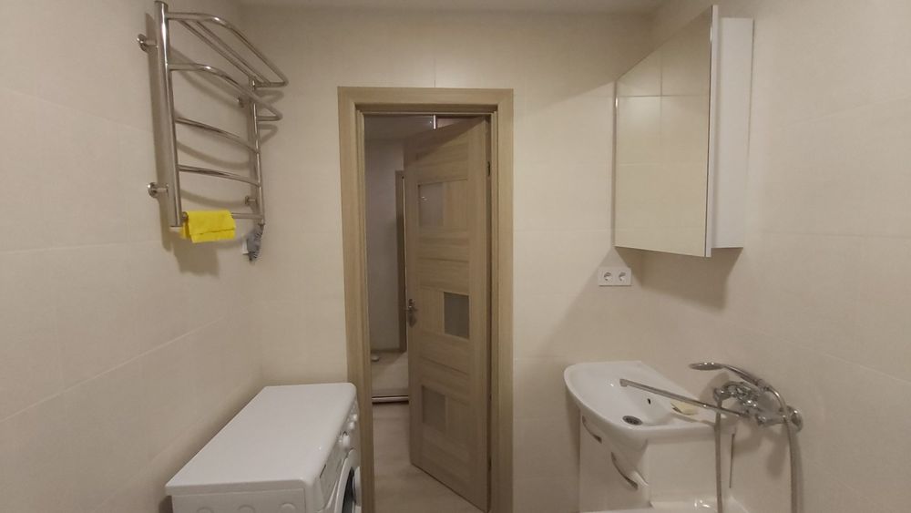 Здається нова студія м.Теремки пішки