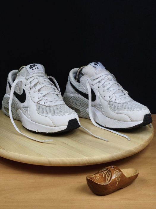 Buty r.36 Nike Air Max Excee skórzane damskie