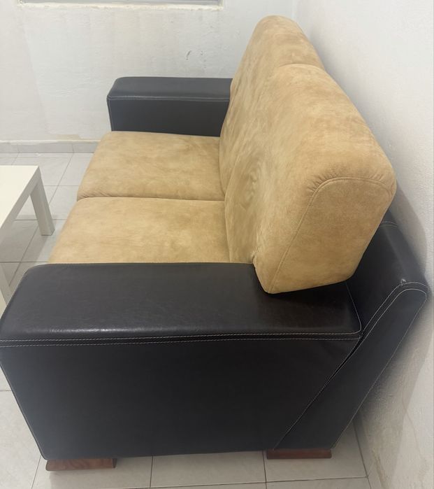 Vendo sofa  em pele e camurça
